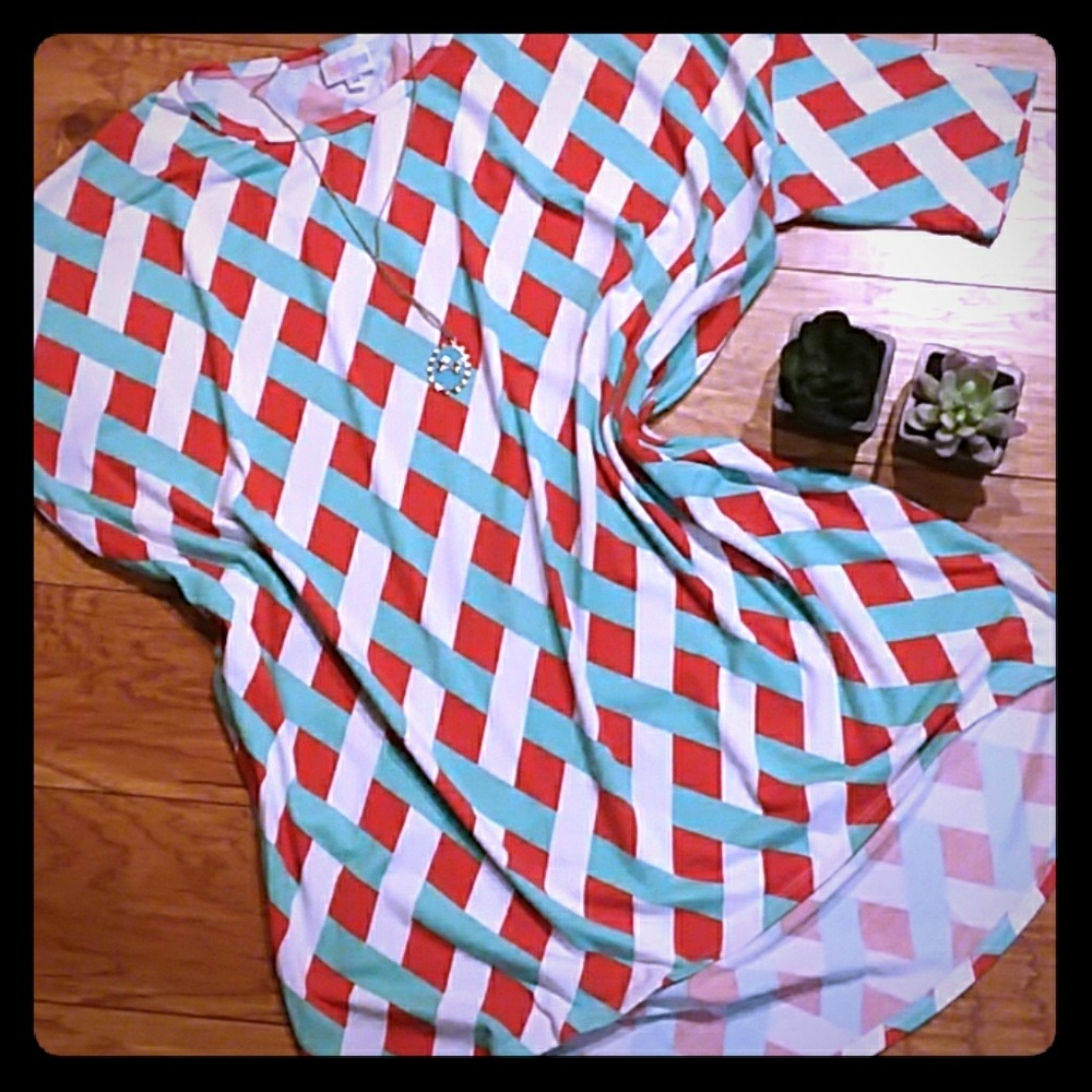 Mint Coral & White Lattice Med Irma Tunic Lularoe